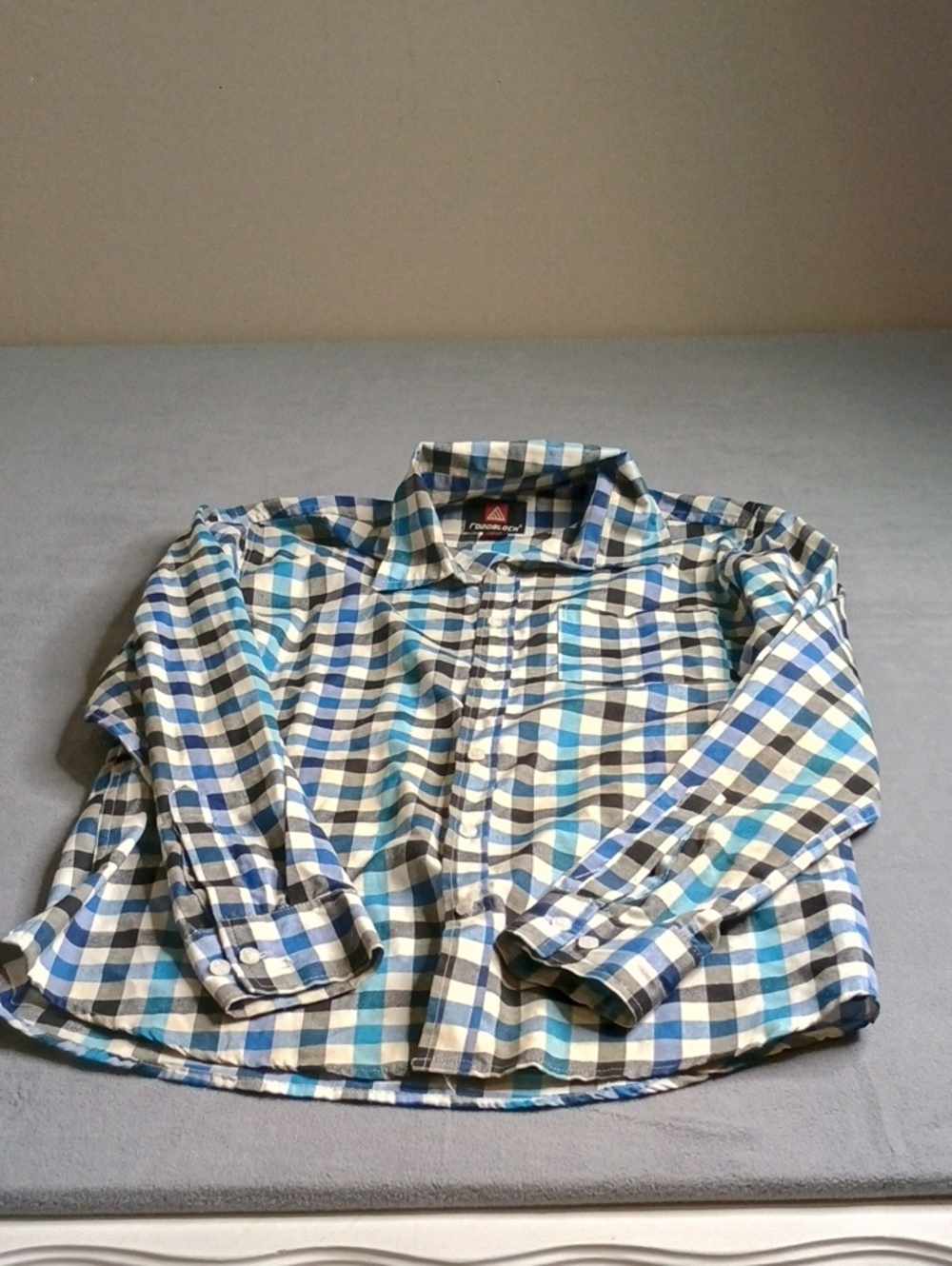RoadBlock  Blue White and Gray Plaid Button-Down Shirt Size Mens M